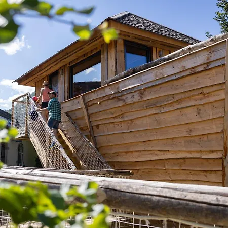 Aldeamento Turístico Escale Cab'âne *