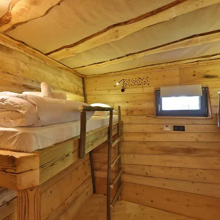 Aldeamento Turístico Escale Cab'âne *